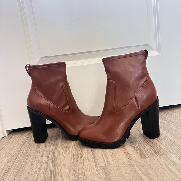 BCBGeneration Rich Brown Heeled Boots - Picture 2 of 9